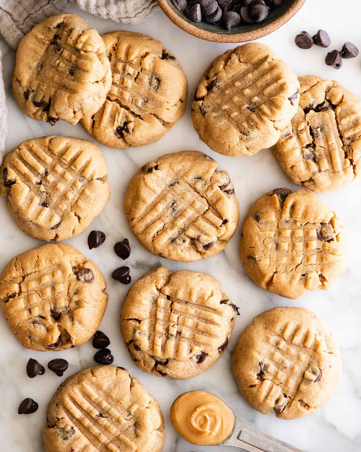 11 Peanut Butter Chocolate Chip Cookies